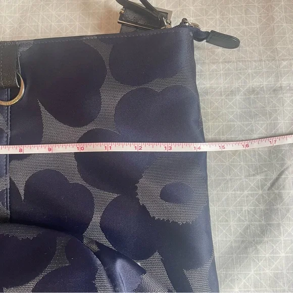 Marimekko Unikko All Day Bucket Bag Navy Blue - Picture 10 of 12